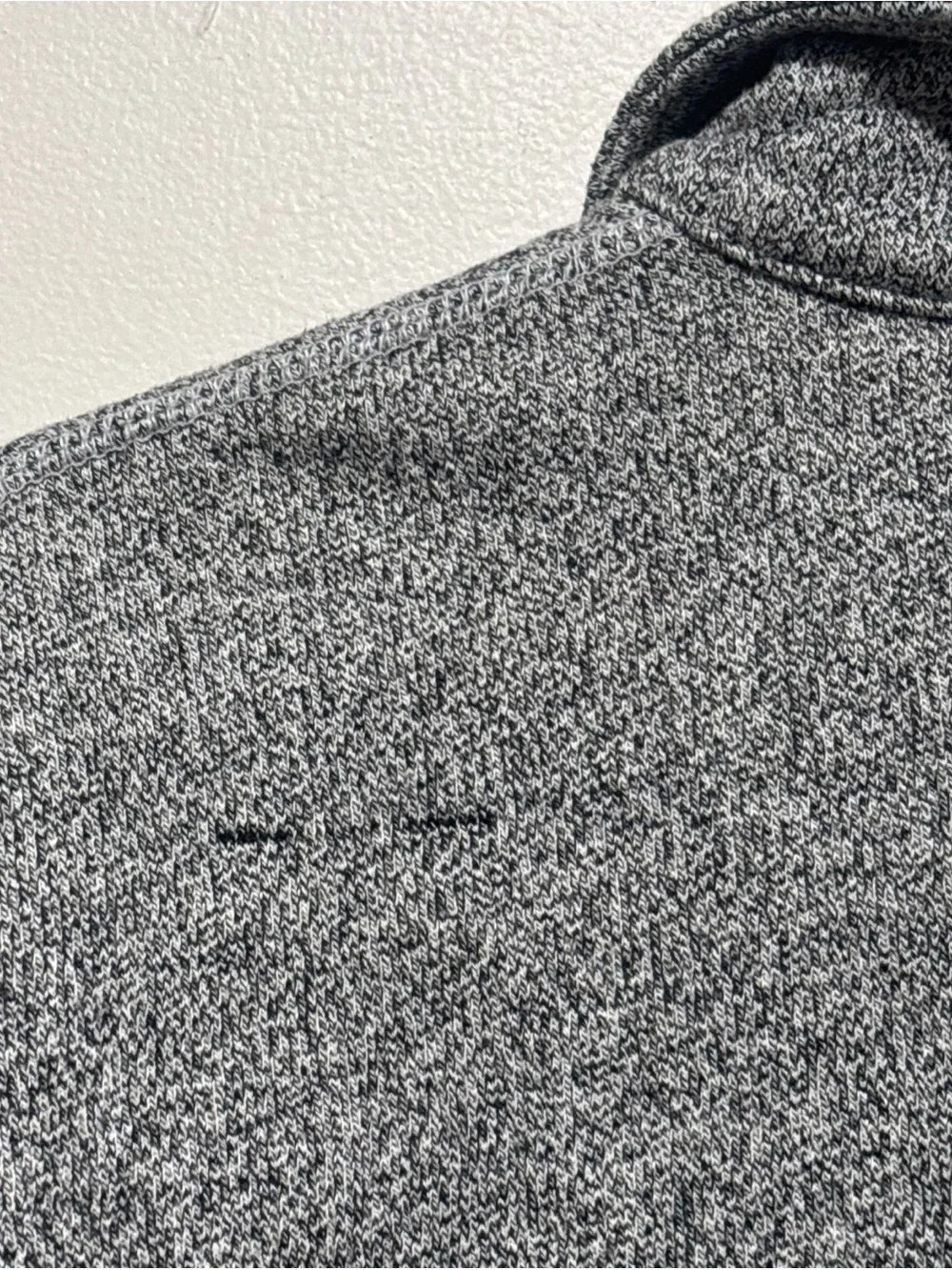 Roots Canada Men's Gray Quarter-Zip Pullover Sweater small